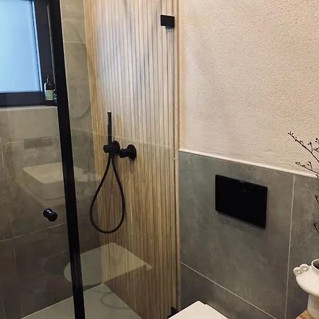 Riese アパート ノイシュティフト・イム・シュトゥーバイタール